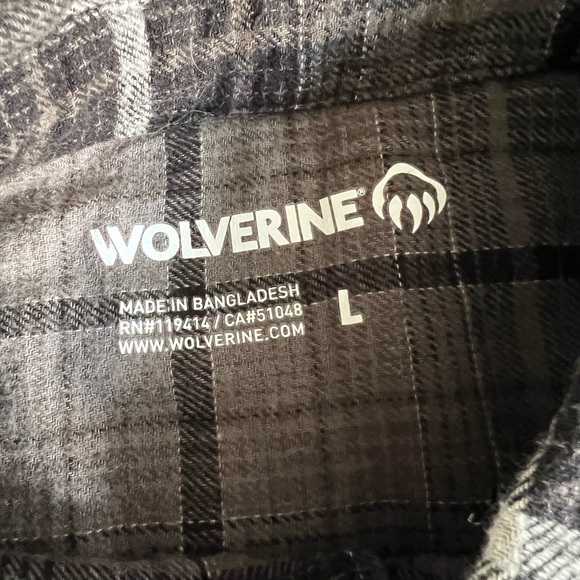 Wolverine Flannel like new - Picture 5 of 5